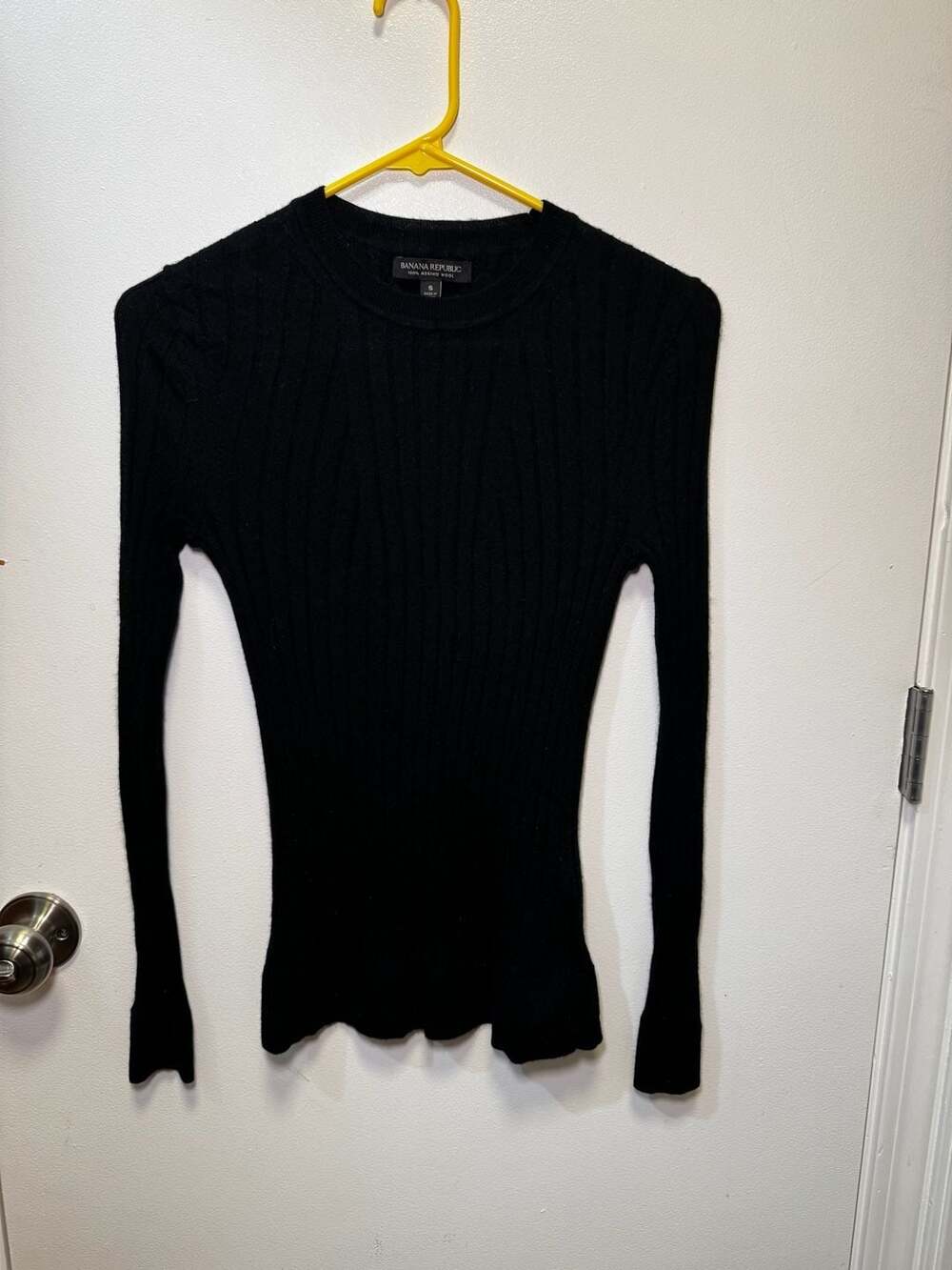 Banana Republic Merino Wool Sweater Size S Black Ribbed
